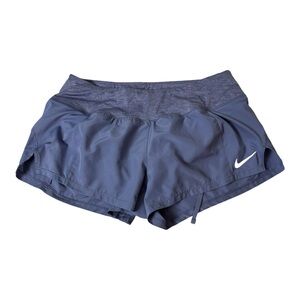 Nike women’s 2.5” running shorts lined active gym  size M